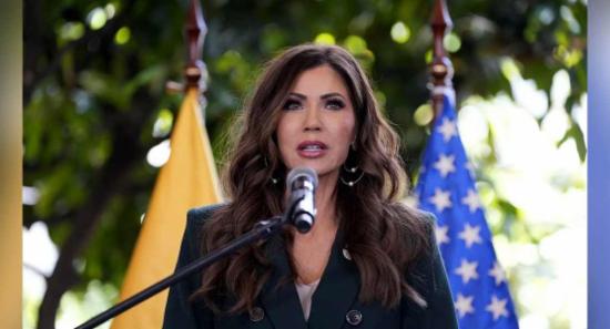 අමෙරිකාවේ ස්වදේශ කටයුතු ලේකම්, ධුරයෙන් ඉවතට..